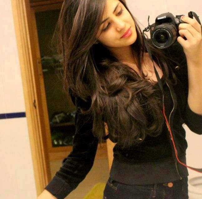 Cool Girls Facebook Display Pictures