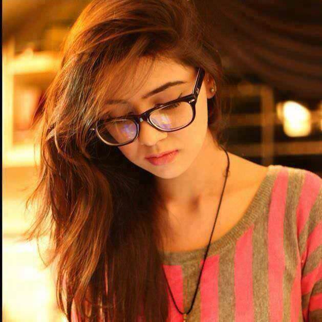 Cute Beautiful Girl dp