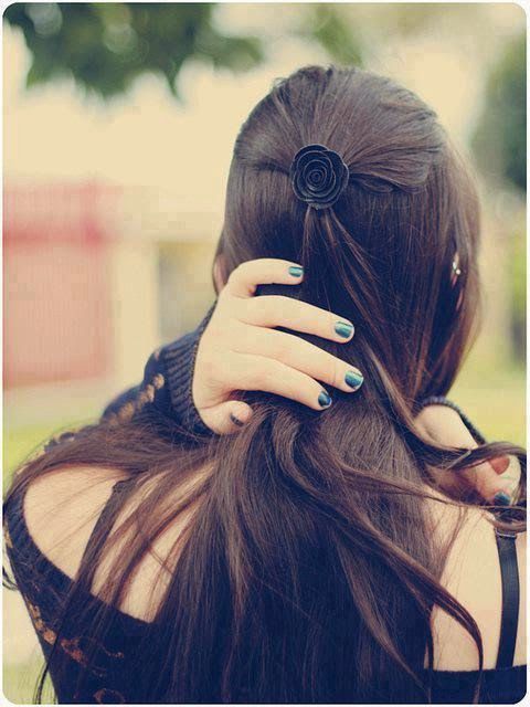Cute Girl Whatsapp DP