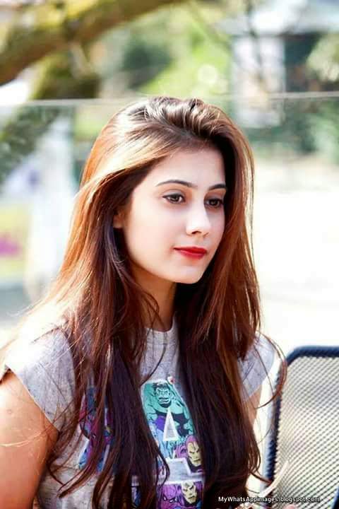 Stylish Girls DP Pics Photos